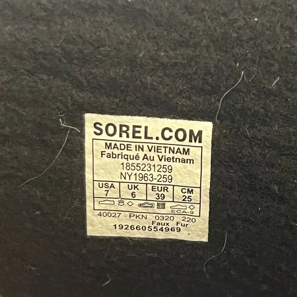 Sorel Youth Caribou Leather Winter Boots in "Buff" Black and Tan , size 7 - Picture 7 of 10